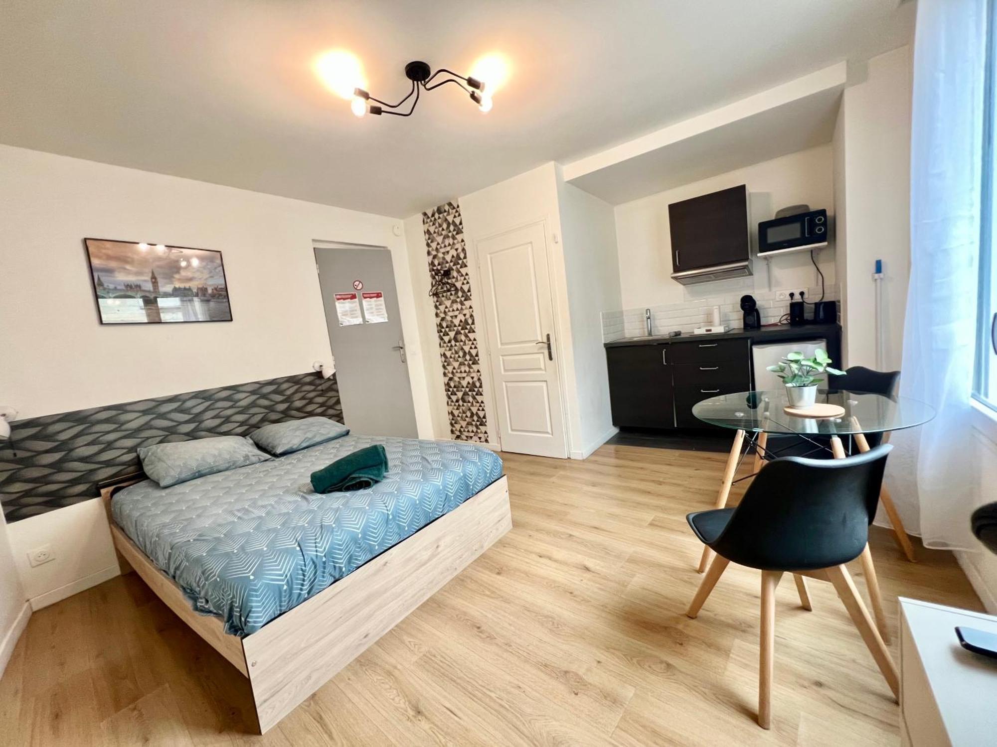Studios Ideal Pro I Centre-Ville & Parking Gratuit Chatellerault Ngoại thất bức ảnh