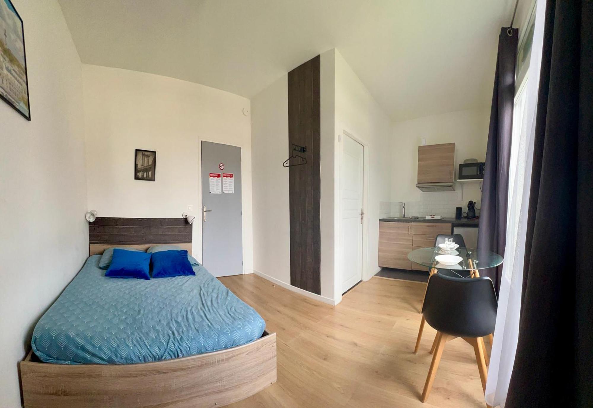 Studios Ideal Pro I Centre-Ville & Parking Gratuit Chatellerault Ngoại thất bức ảnh